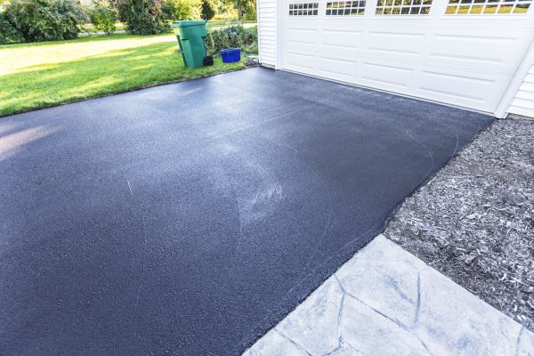 Blacktop Driveway Service in Tucson