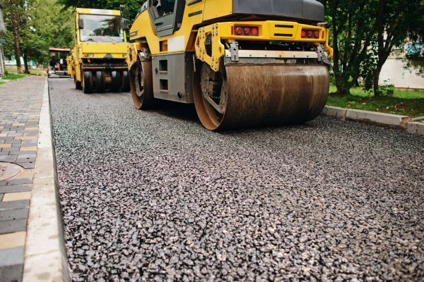 Gravel And Tar Paving in Tucson
