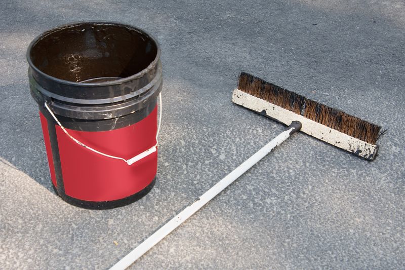 Sealing Asphalt Surfaces